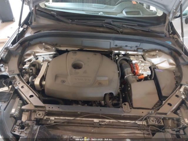 2022 VOLVO XC60 RECHARGE PLUG-IN HYBRID YV4H60DL4N1050159 Photo 9
