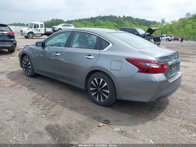 1N4AL3AP6JC267111 Nissan Altima 2.5 Sv