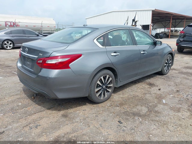 1N4AL3AP6JC267111 Nissan Altima 2.5 Sv