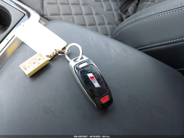 2025 AUDI SQ7 WA1AWBF7XSD002704 Photo 10