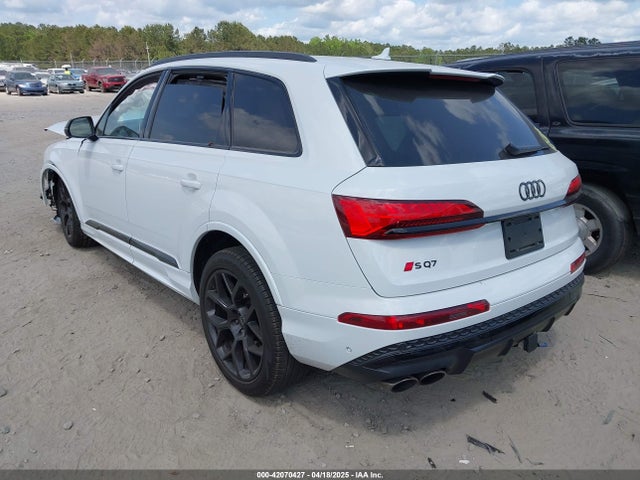 2025 AUDI SQ7 WA1AWBF7XSD002704 Photo 2