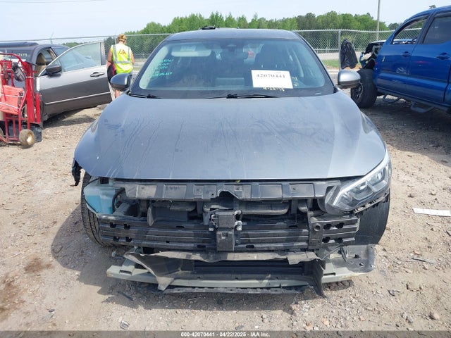 3N1AB8CV9MY261596 Nissan Sentra Sv Xtronic Cvt