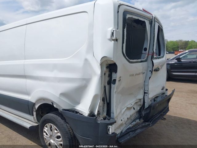 1FTYR1ZMXKKA42624 Ford Transit-250