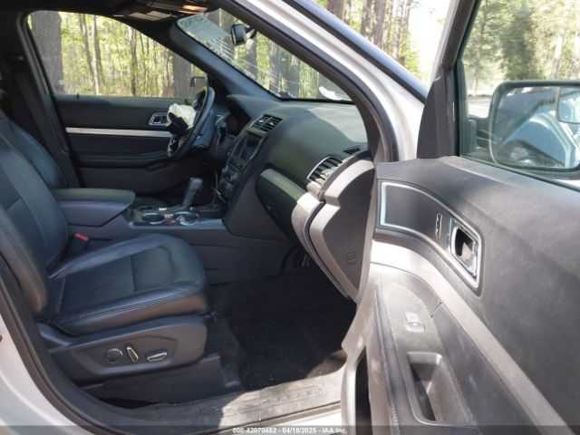 1FM5K7D83HGD16368 Ford EXPLORER XLT