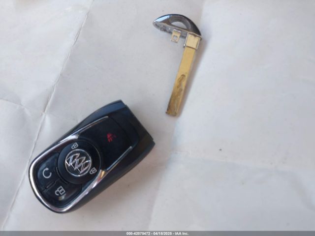 W04GU8SX8J1066748 Buick Regal Tourx Preferred