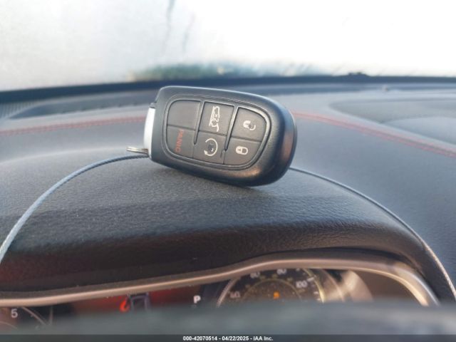 1C4PJMBS1EW215490 Jeep Cherokee Trailhawk