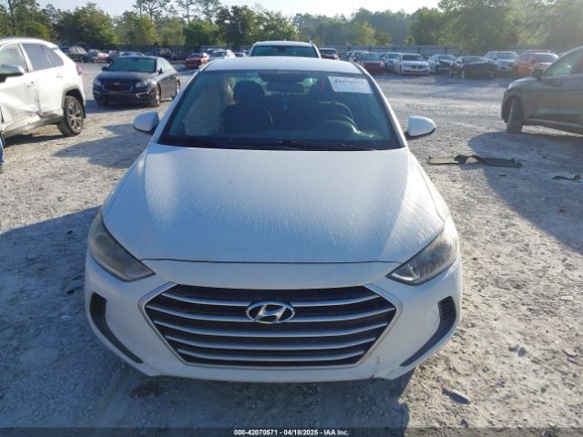 5NPD84LF1JH302368 Hyundai ELANTRA SEL