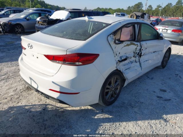 5NPD84LF1JH302368 Hyundai ELANTRA SEL