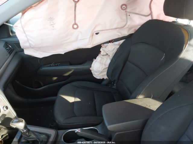 5NPD84LF1JH302368 Hyundai ELANTRA SEL