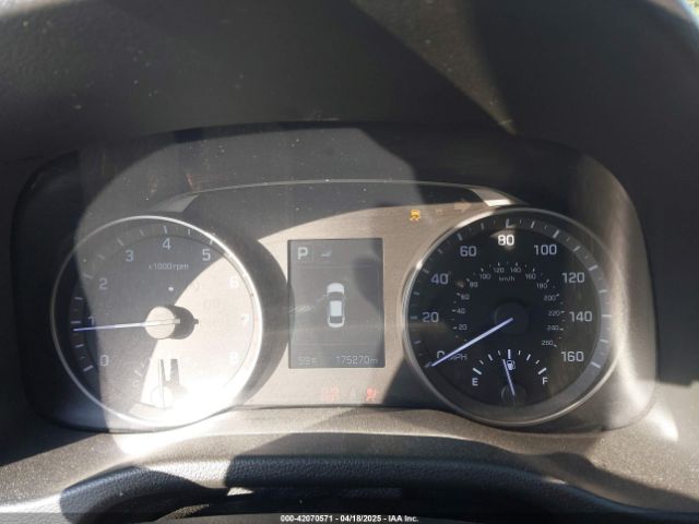 5NPD84LF1JH302368 Hyundai ELANTRA SEL