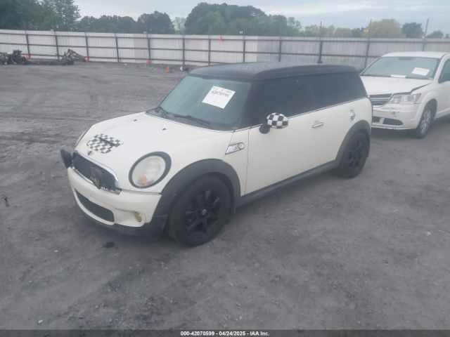 2009 MINI COOPER S CLUBMAN WMWMM33589TP72575 Photo 1