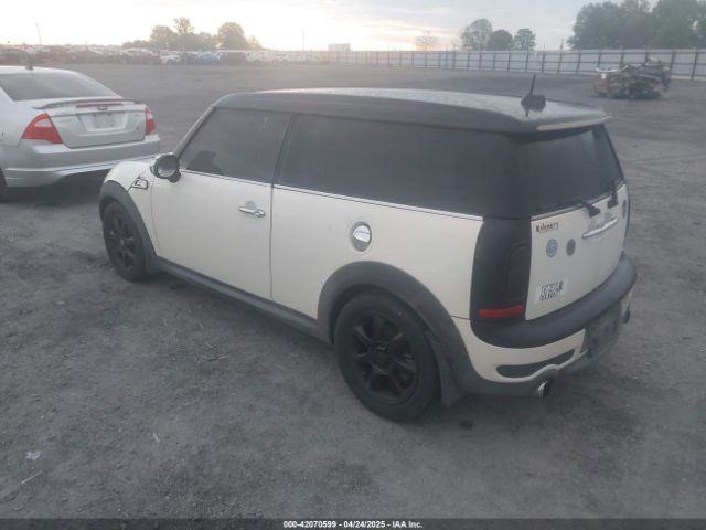 2009 MINI COOPER S CLUBMAN WMWMM33589TP72575 Photo 2