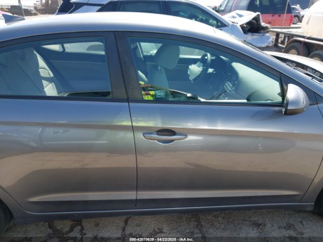 5NPD84LF6JH339240 Hyundai ELANTRA SEL
