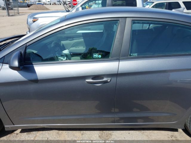 5NPD84LF6JH339240 Hyundai ELANTRA SEL
