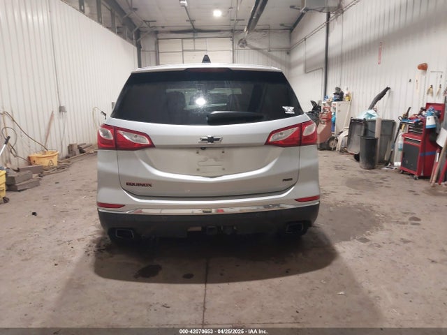 2GNAXVEX6K6212163 Chevrolet EQUINOX LT