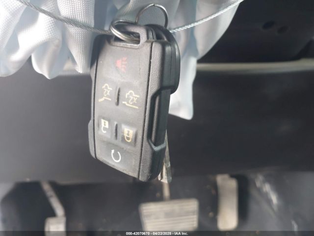 1GNSKHKC1KR163061 Chevrolet Suburban Lt