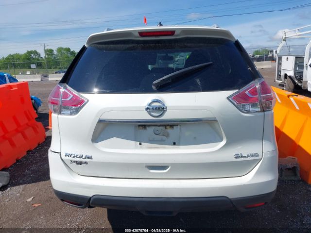5N1AT2MV8FC823548 Nissan Rogue Sl