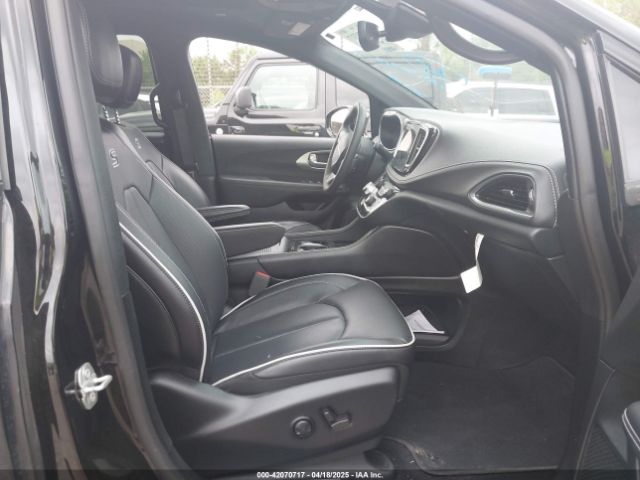2024 CHRYSLER PACIFICA 2C4RC3GG1RR134781 Photo 4