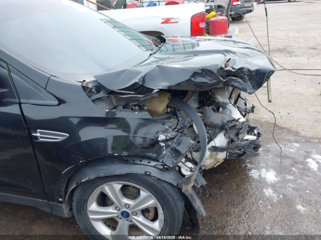 1FMCU0GXXFUA46257 Ford ESCAPE SE