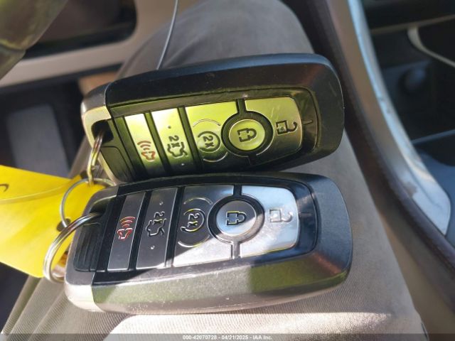 3FA6P0RU2HR140564 Ford Fusion Hybrid Platinum