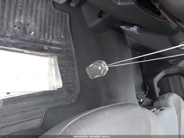 3GCPWCED6KG142569 Chevrolet Silverado 1500 Lt