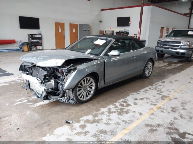 2010 AUDI A5 WAULFAFH4AN008523 Photo 1