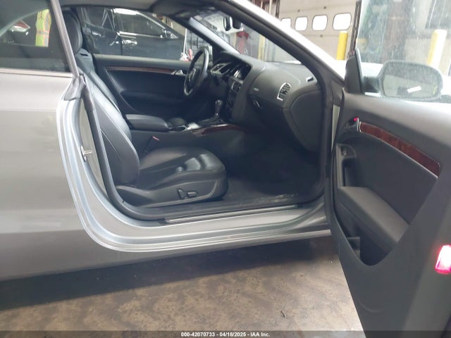 2010 AUDI A5 WAULFAFH4AN008523 Photo 4