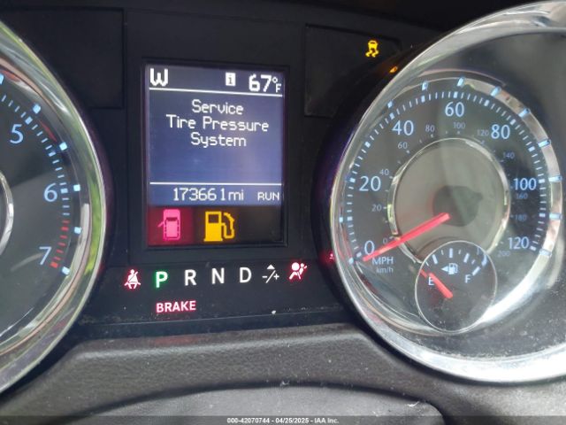 2011 CHRYSLER TOWN & COUNTRY 2A4RR8DG8BR645498 Photo 6