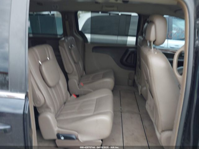 2011 CHRYSLER TOWN & COUNTRY 2A4RR8DG8BR645498 Photo 7