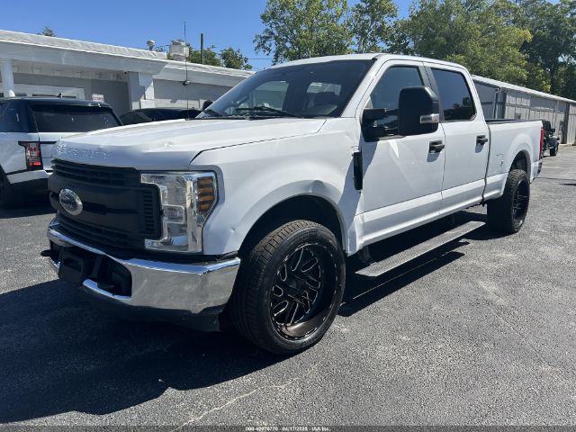 2018 FORD F-250 1FT7W2BT1JEC39660 Photo 1