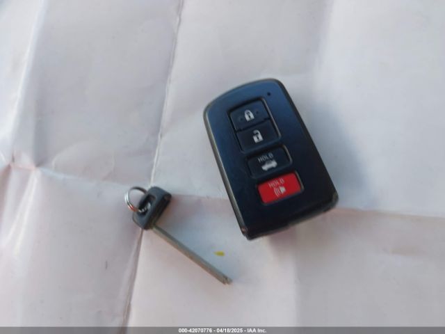 4T1BD1FK3EU098982 Toyota Camry Hybrid Xle