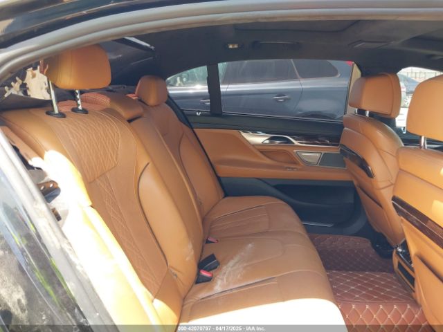 WBA7F0C54GGL99255 BMW 750i