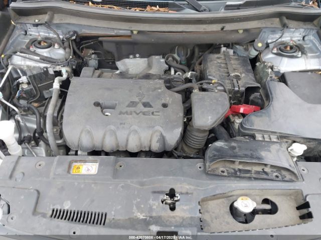 JA4AD2A38HZ044472 Mitsubishi Outlander Es