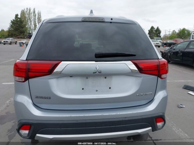 JA4AD2A38HZ044472 Mitsubishi Outlander Es