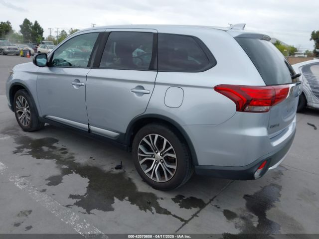 JA4AD2A38HZ044472 Mitsubishi Outlander Es