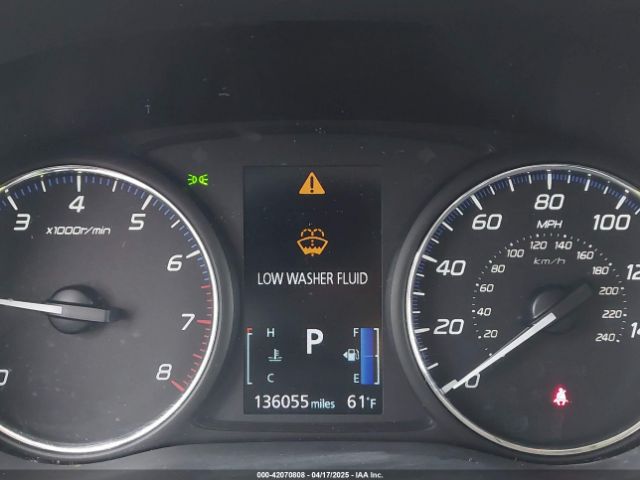 JA4AD2A38HZ044472 Mitsubishi Outlander Es