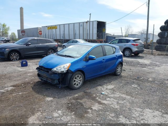 JTDKDTB33E1565723 Toyota Prius C One