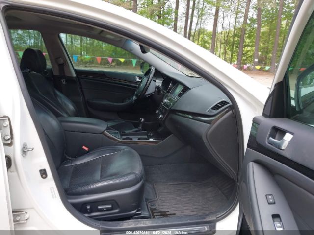 KNALN4D72E5140572 KIA Cadenza Premium