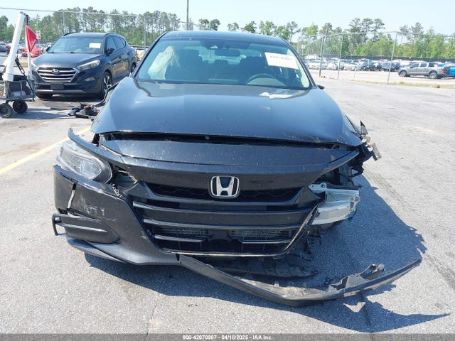 1HGCV1F16KA151136 Honda ACCORD LX