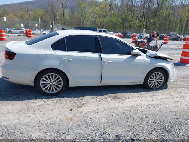 3VWL07AJ9GM227950 Volkswagen Jetta 1.8t Sel
