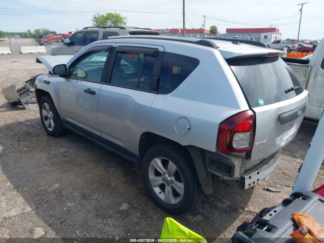 1C4NJDBB7ED629120 Jeep Compass Sport