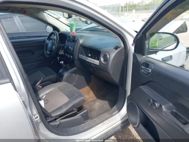 1C4NJDBB7ED629120 Jeep Compass Sport