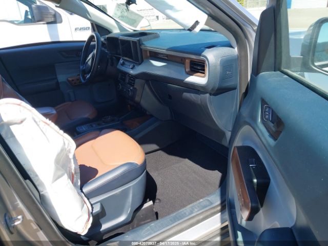3FTTW8F99NRA64805 Ford Maverick Lariat
