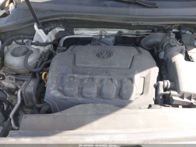 3VV2B7AXXJM017136 Volkswagen Tiguan 2.0t Se/2.0t Sel