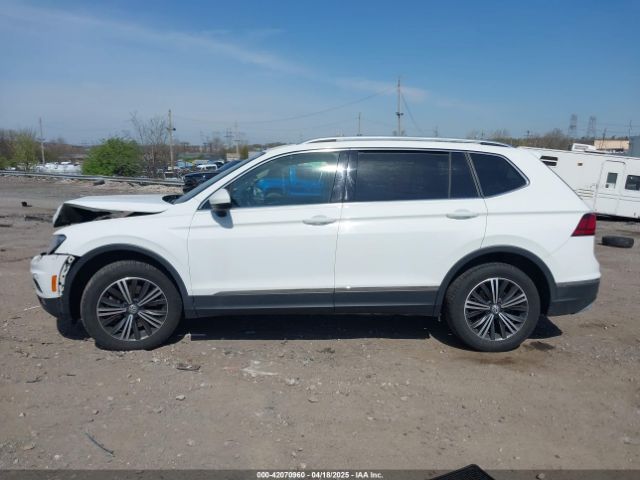 3VV2B7AXXJM017136 Volkswagen Tiguan 2.0t Se/2.0t Sel