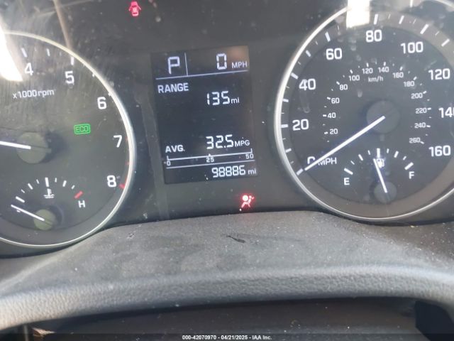 KMHD74LF4HU071190 Hyundai 2017