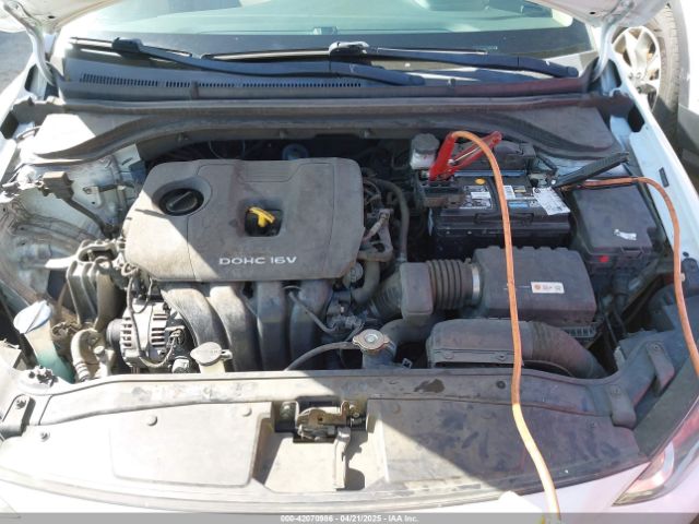 5NPD74LF0JH299448 Hyundai ELANTRA SE