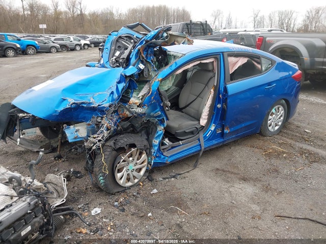 5NPD74LF2HH208187 Hyundai ELANTRA SE
