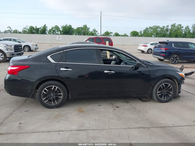 1N4AL3AP6HC273405 Nissan 2017