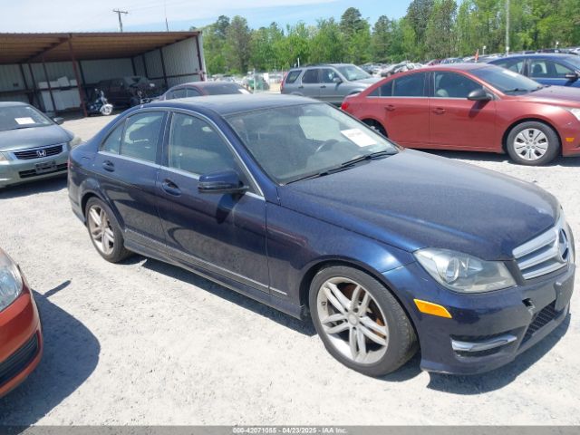 2013 MERCEDES-BENZ C 300 WDDGF8AB7DR278526